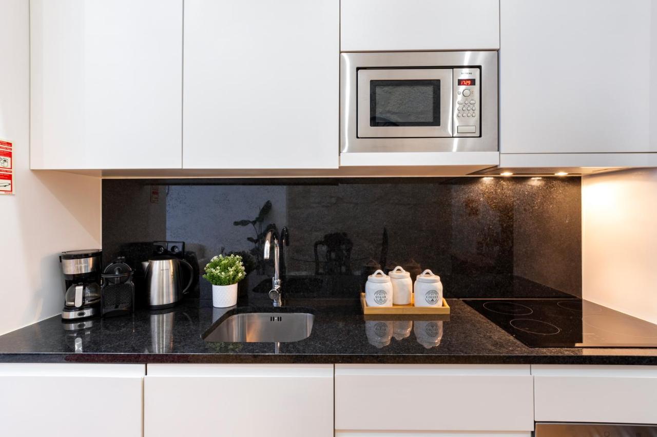City Center Modern Apartment In ポルト エクステリア 写真