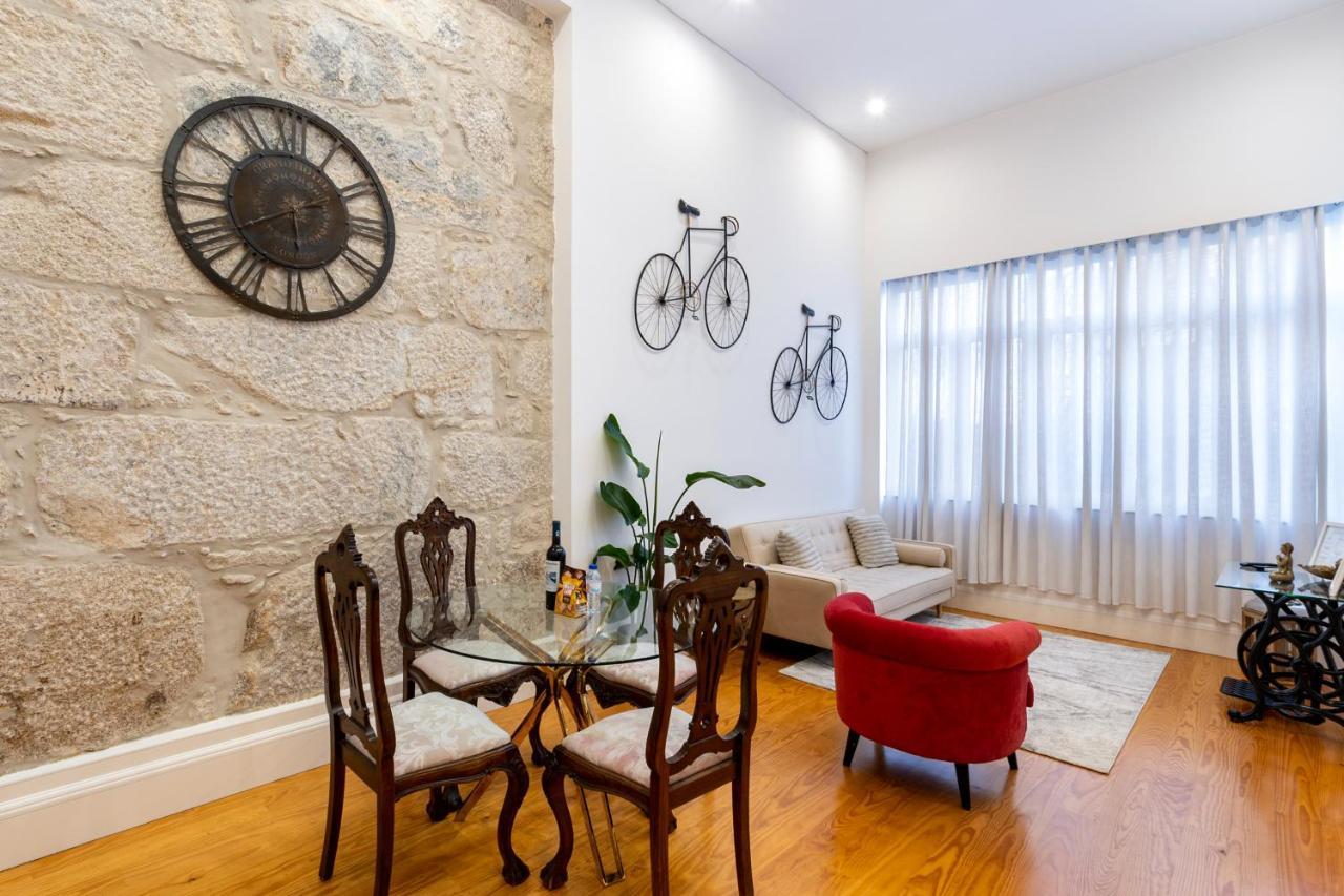 City Center Modern Apartment In ポルト エクステリア 写真
