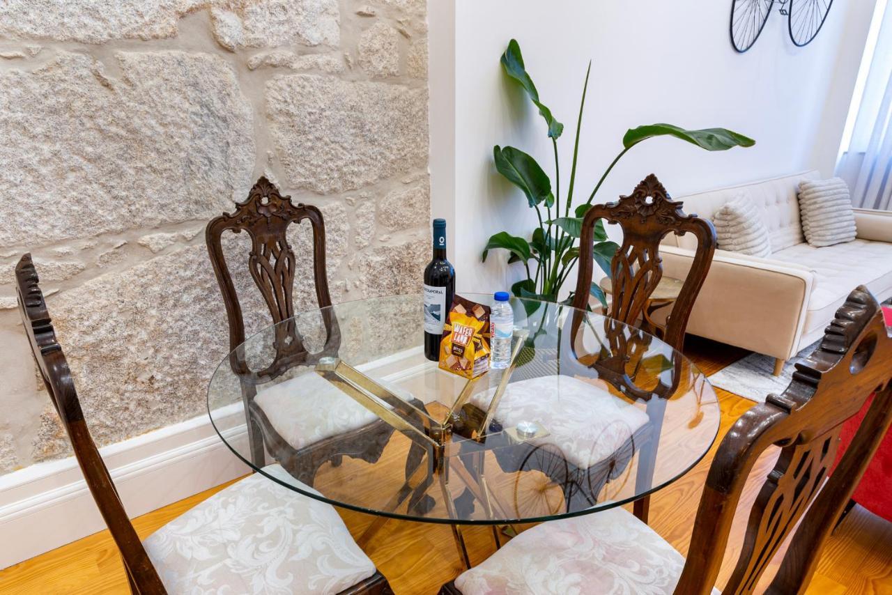 City Center Modern Apartment In ポルト エクステリア 写真