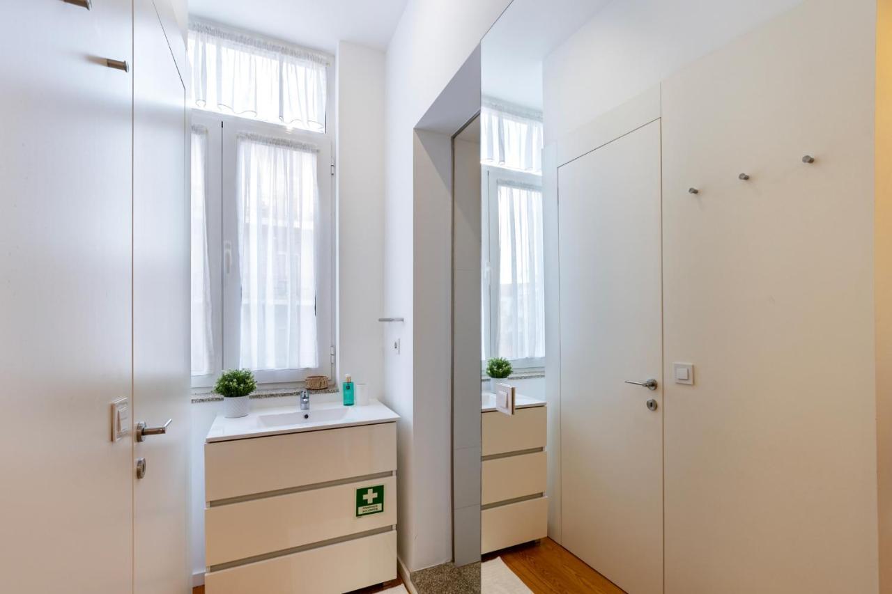 City Center Modern Apartment In ポルト エクステリア 写真